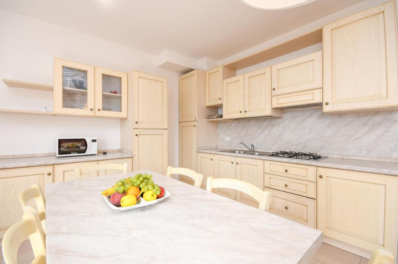 Residence Calap Tignale Bagian luar foto