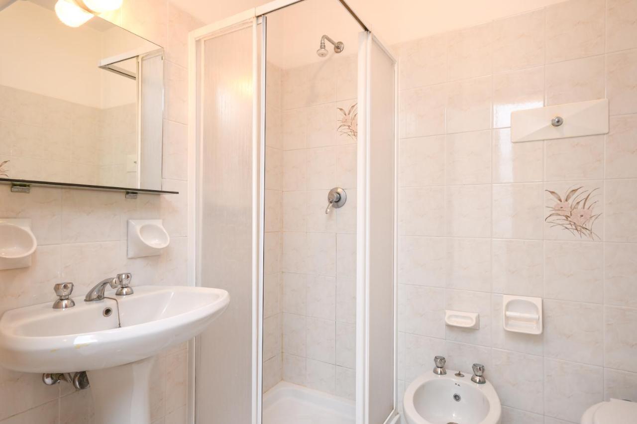 Residence Calap Tignale Bagian luar foto